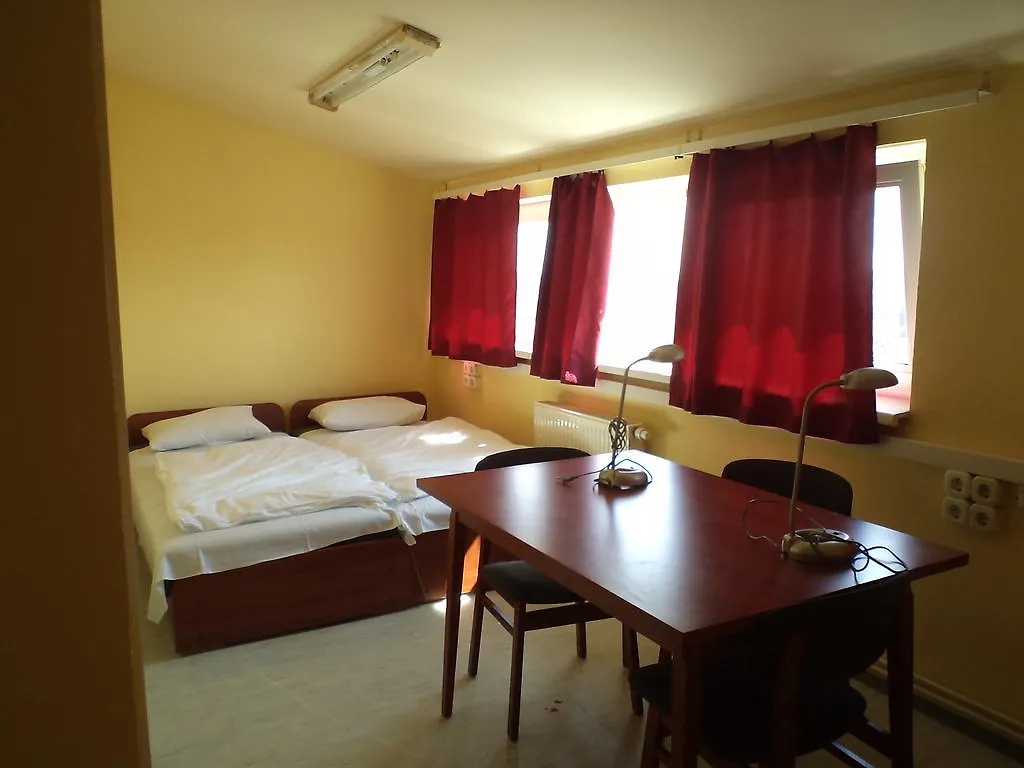Almagyardombi Kollegium Hostel Eger Magyarország
